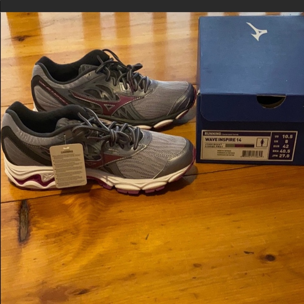 Mizuno Wave Inspire Women’s. Grey.